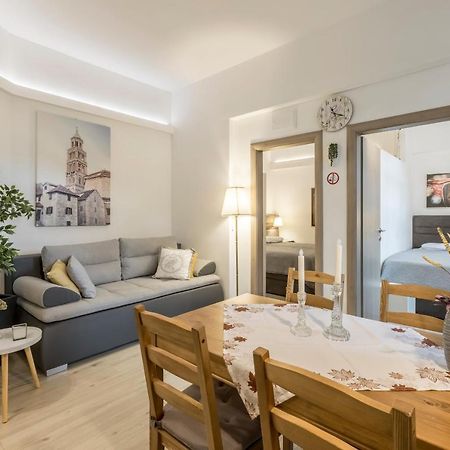 Palomia A Apartment สปลิท ภายนอก รูปภาพ